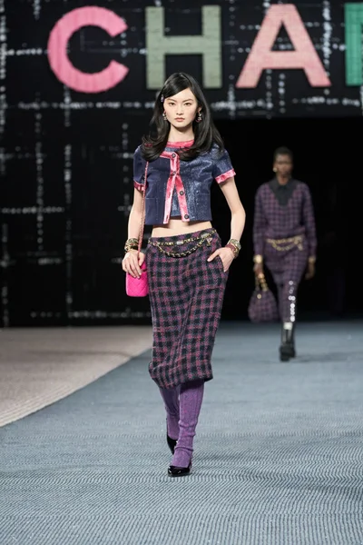 Look 17
